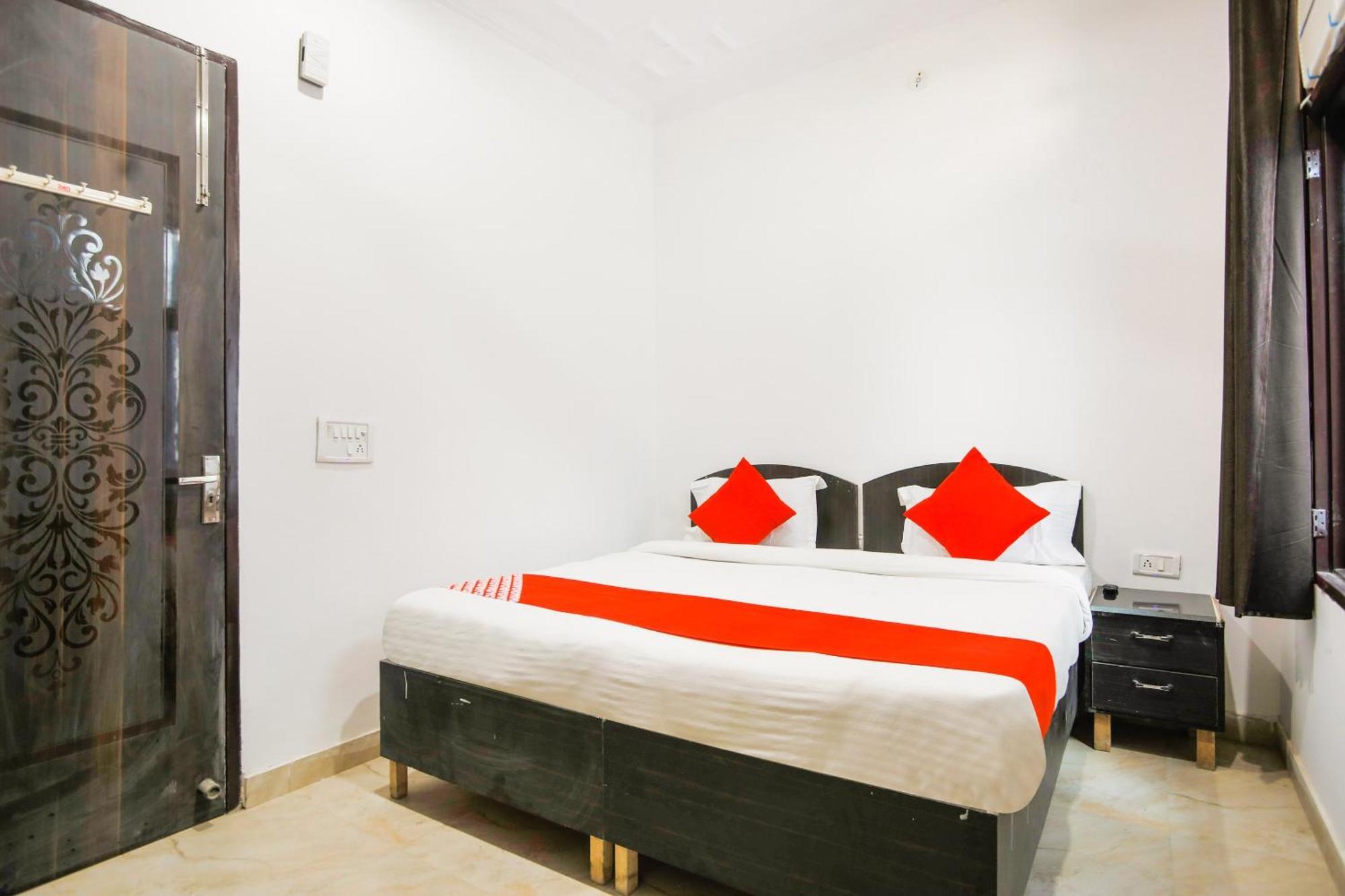 Hotel O Welcome Residency Gurgaon Esterno foto